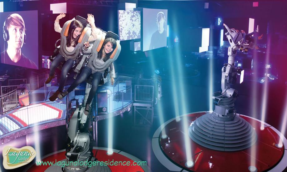 Danse des Robots parc d'attraction Futuroscope proche de Laguna Lodge Résidence en Charente-Maritime (17)