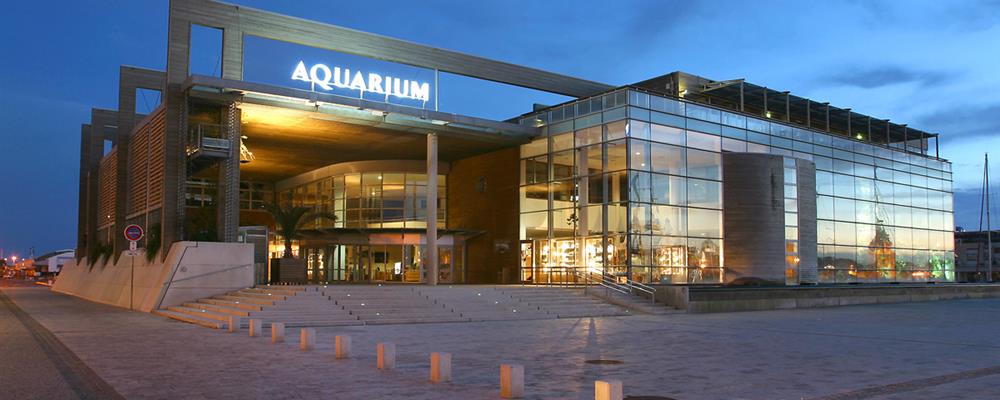 Façade Aquarium La Rochelle proche de Laguna Lodge Résidence