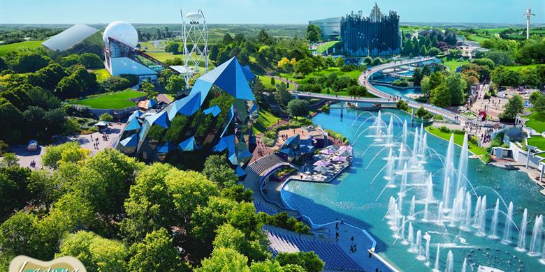 Vue aerienne parc d'attraction familial Futuroscope proche de Laguna Lodge Résidence en Charente-Maritime (17)