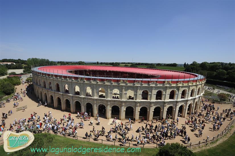 Arène Puy du Fou en Vendée proche de Laguna Lodge Résidence sur la Côte Atlantique en France