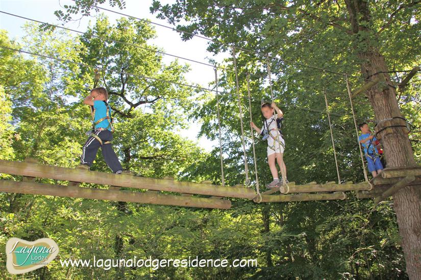 Accrobranche pour les petits enfants Parc Aventure La Gataudière proche de Laguna Lodge Résidence en Charente-Maritime (17) sur la Côte Atlantique