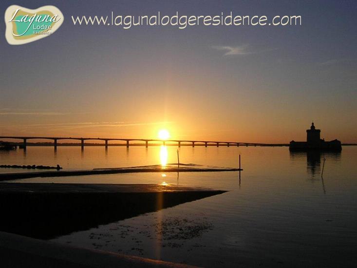 Coucher de soleil - Pont de l'Île d'Oléron - Charente-Maritime